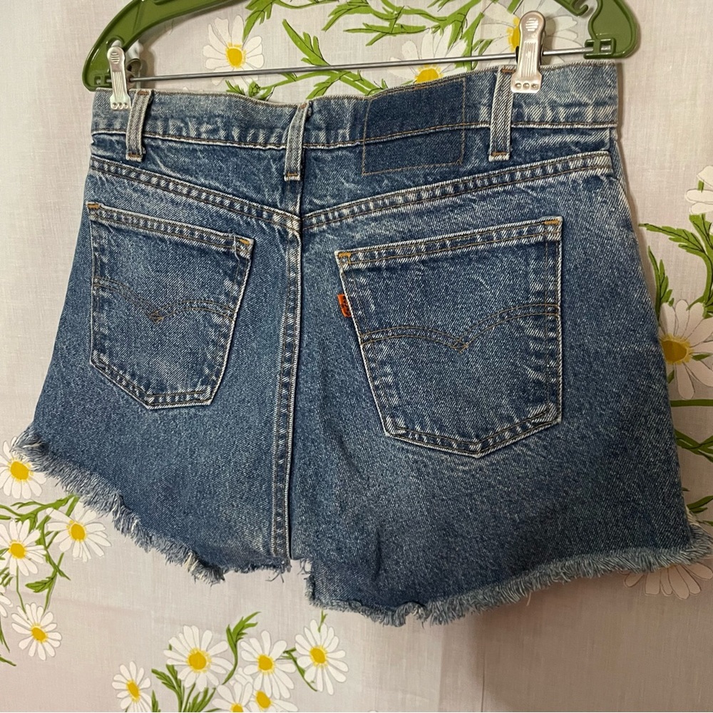 Vintage 90s 501 Levi’s orange tab cut off denim high waisted mom shorts - Picture 7 of 8